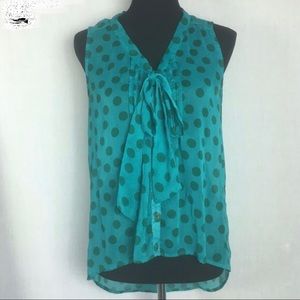Xhilaration sleeveless shirt